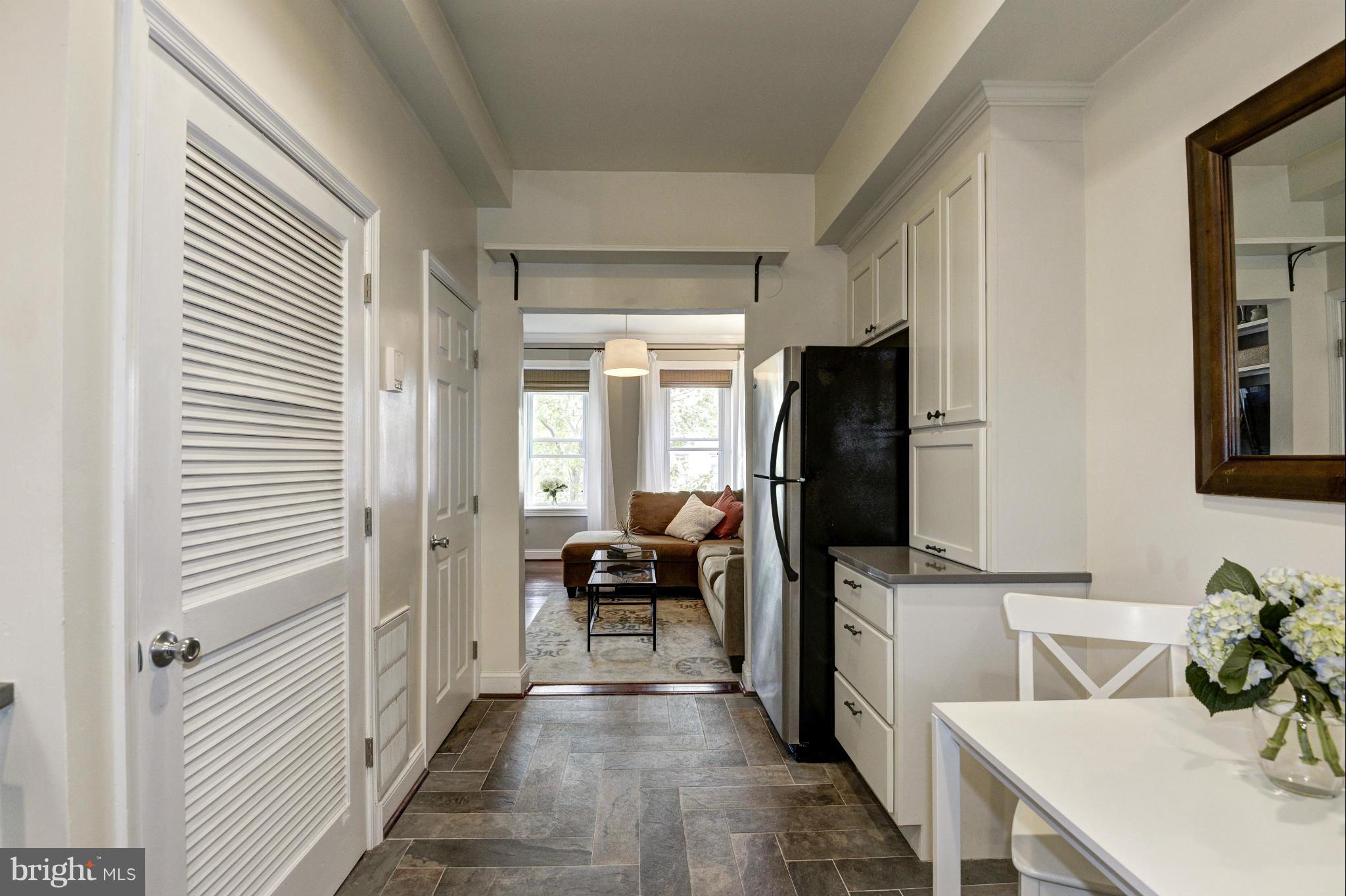 424 Ridge Street Northwest, Unit 4 Washington, DC 20001 - Photo 4 of 30 Kitchen