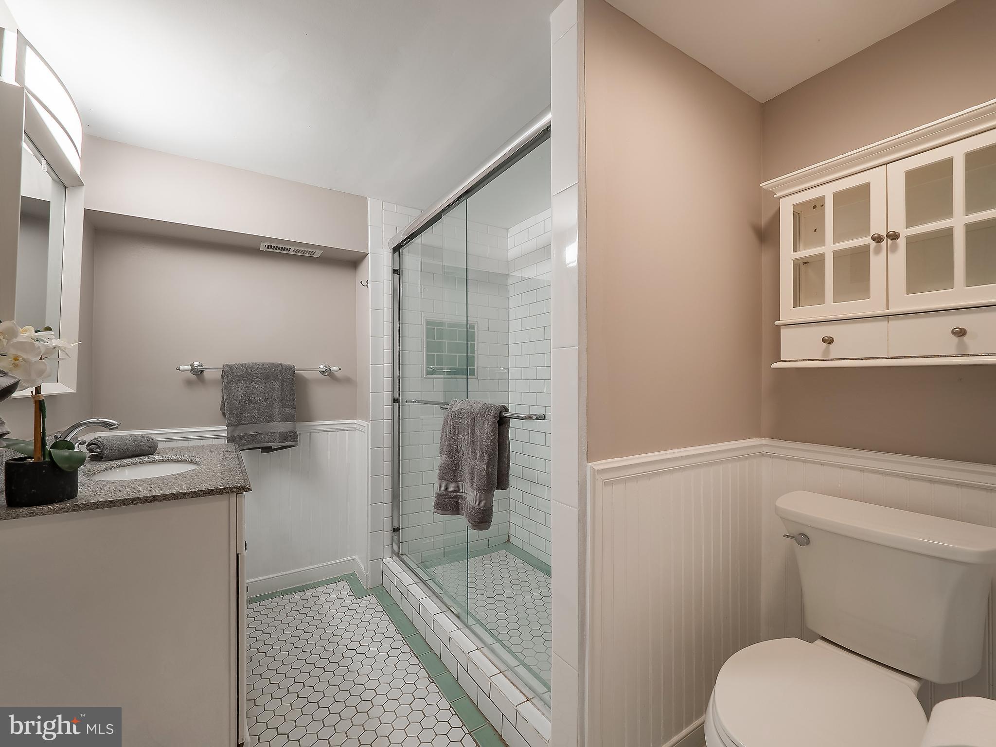 4201 Garrett Park Road Silver Spring, MD 20906 - Photo 20 of 56