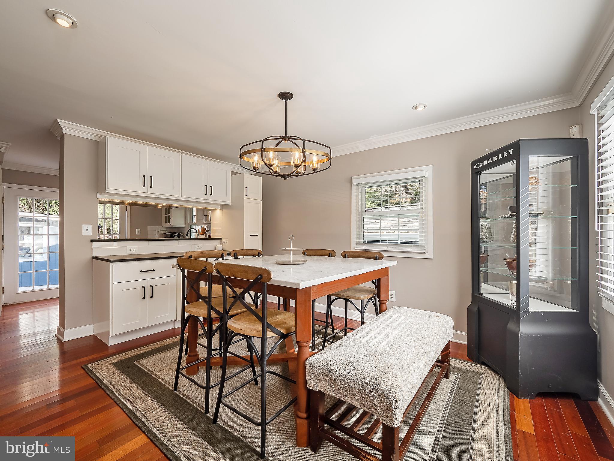 4201 Garrett Park Road Silver Spring, MD 20906 - Photo 3 of 56 Large dinin room