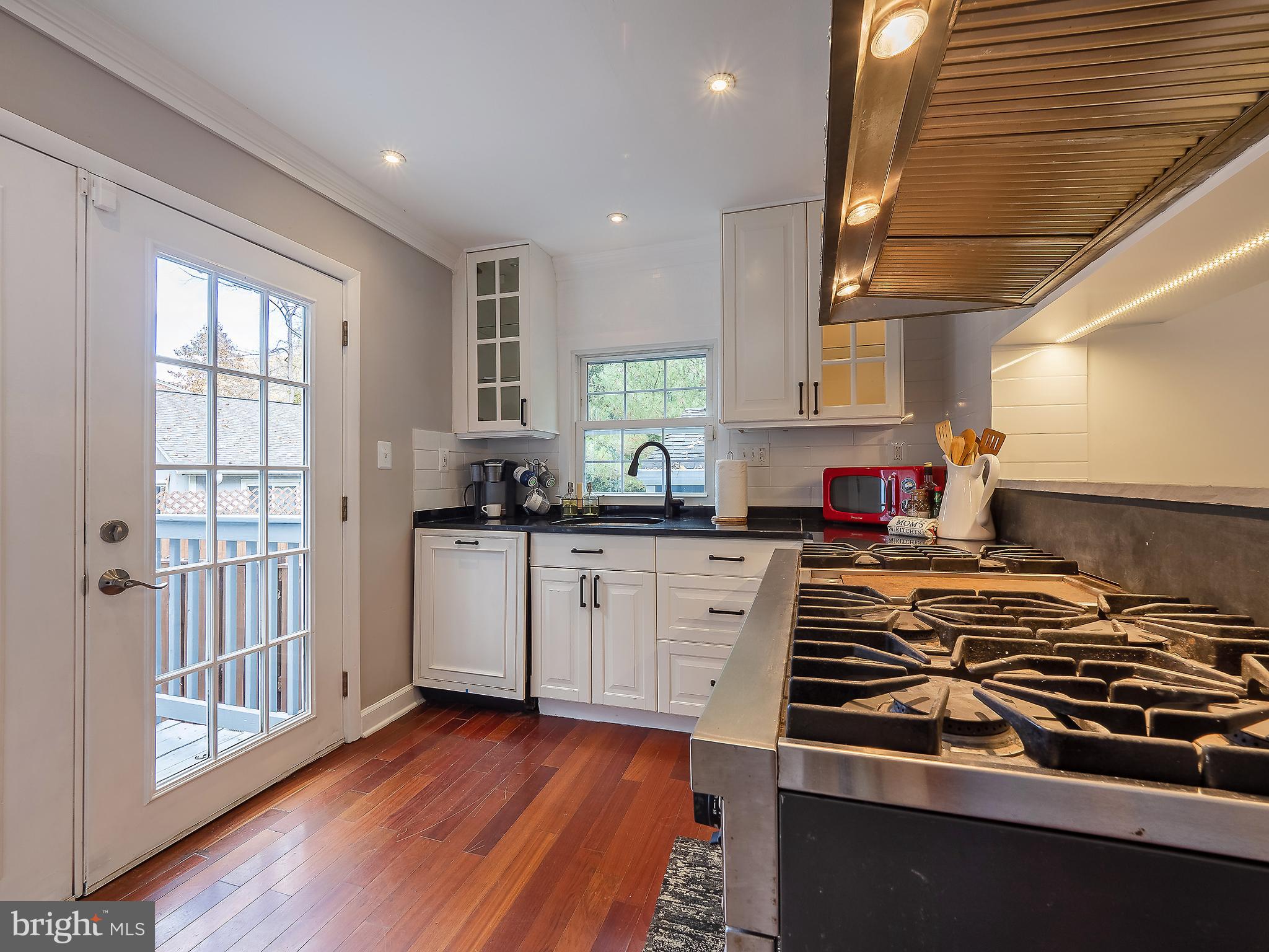 4201 Garrett Park Road Silver Spring, MD 20906 - Photo 32 of 56