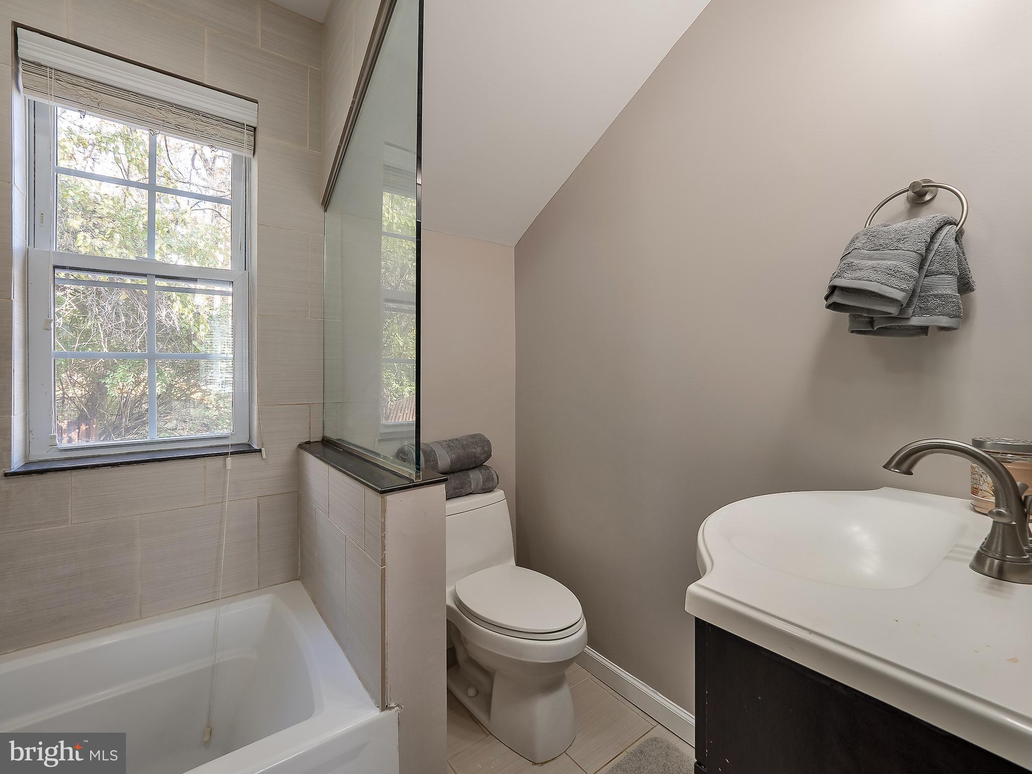 4201 Garrett Park Road Silver Spring, MD 20906 - Photo 42 of 56