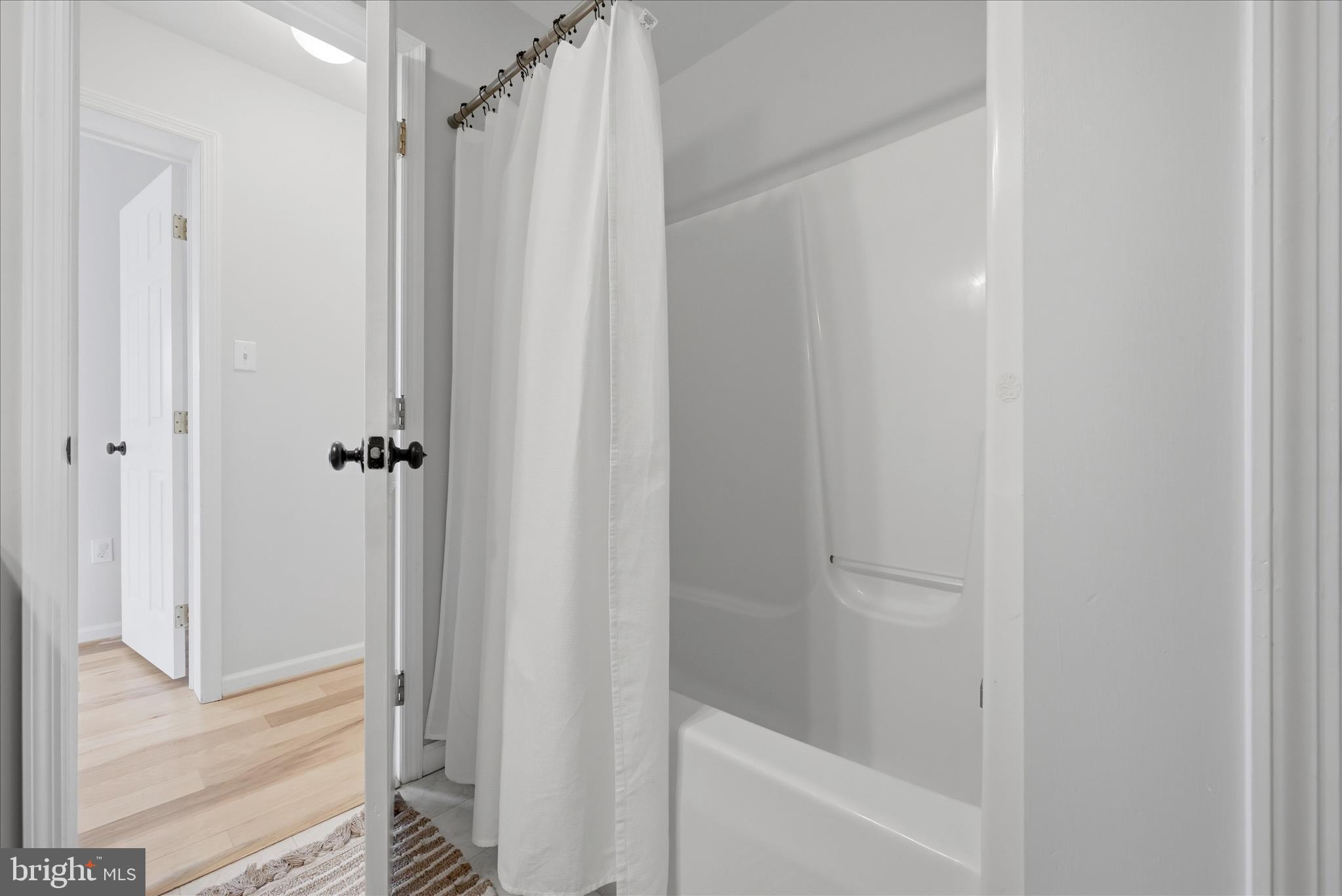 845 Whitmer Road Shenandoah Junction, WV 25442 - Photo 32 of 52 Full Bathroom