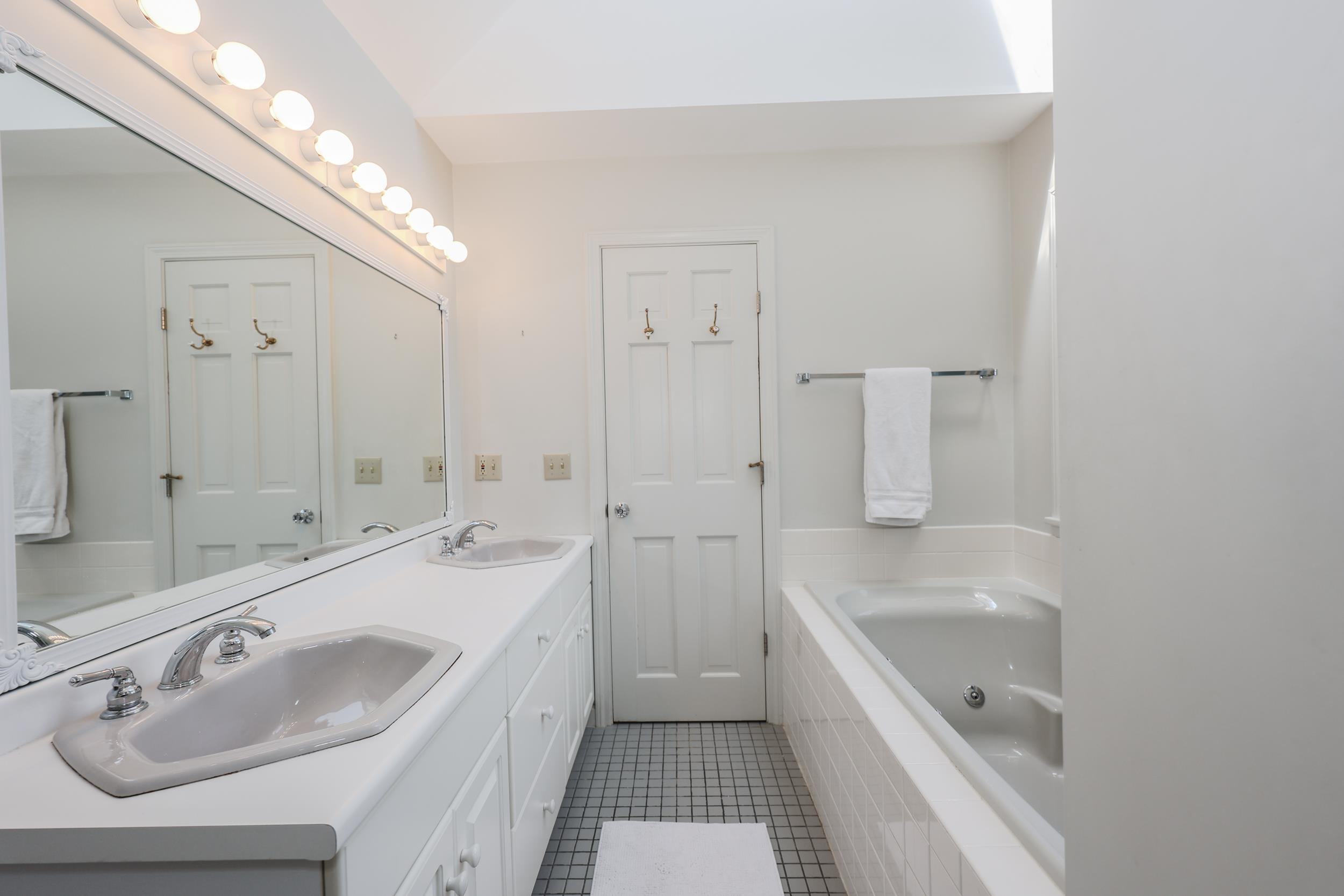 152 Middle Road Hancock, NH 03449 - Photo 39 of 60