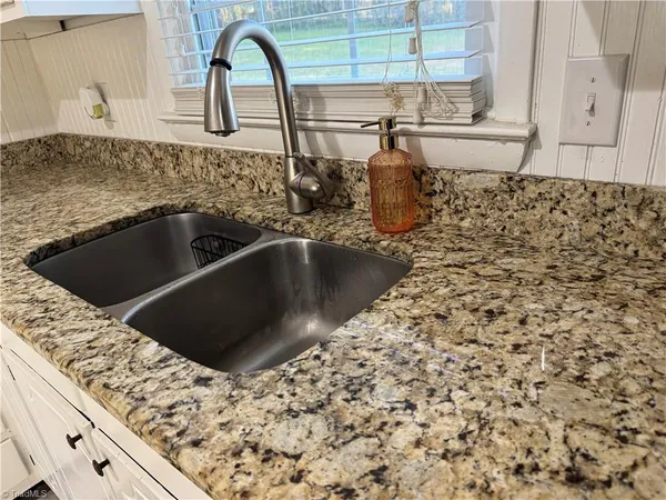 $289,900 | 158 Betty Avenue, Mount Airy, NC 27030