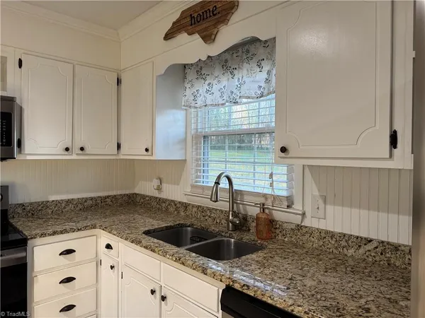 $289,900 | 158 Betty Avenue, Mount Airy, NC 27030