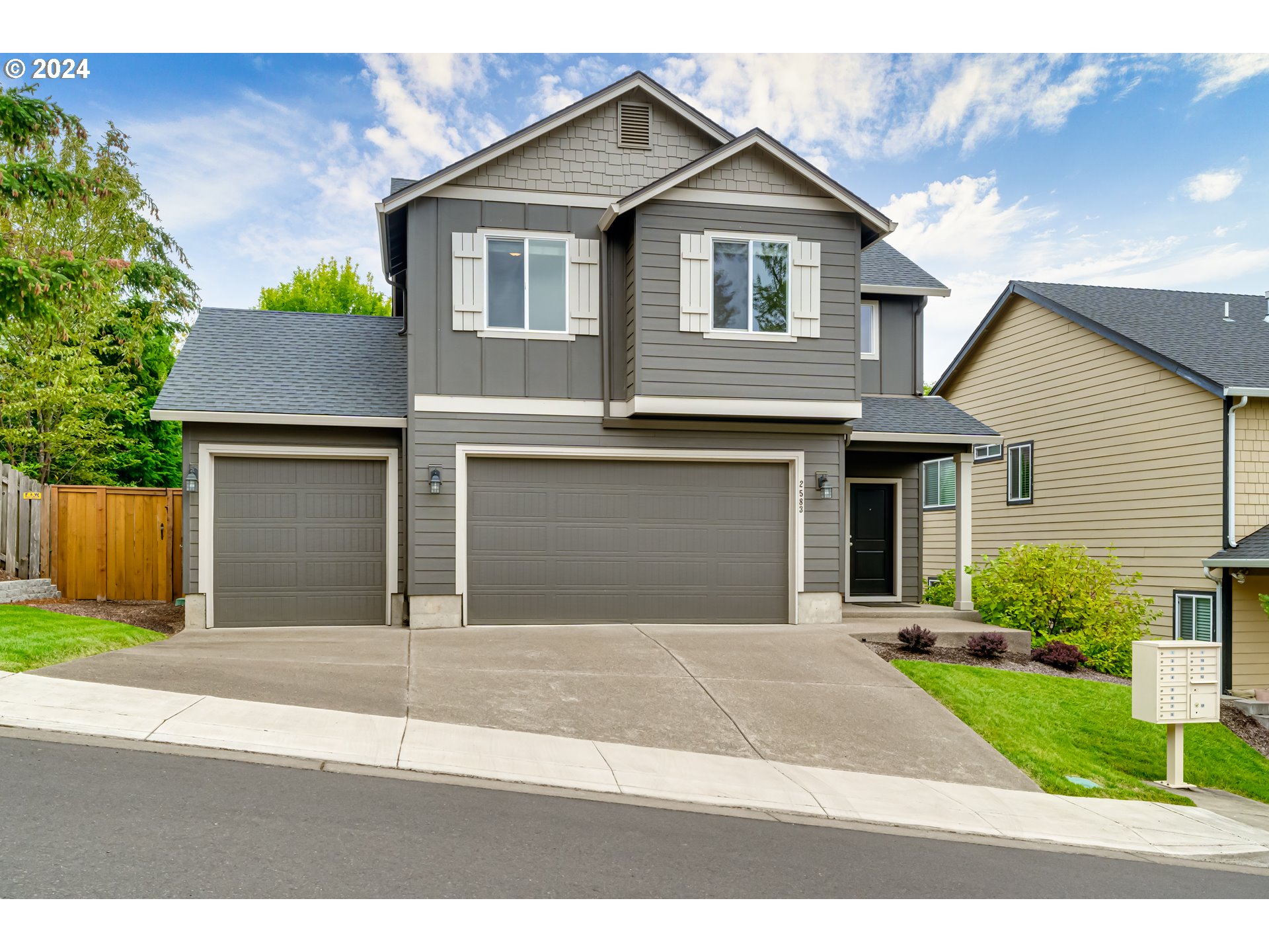 2583 Fieldcress Road Eugene, OR 97403 - Photo 1 of 39 Gallery Image 1