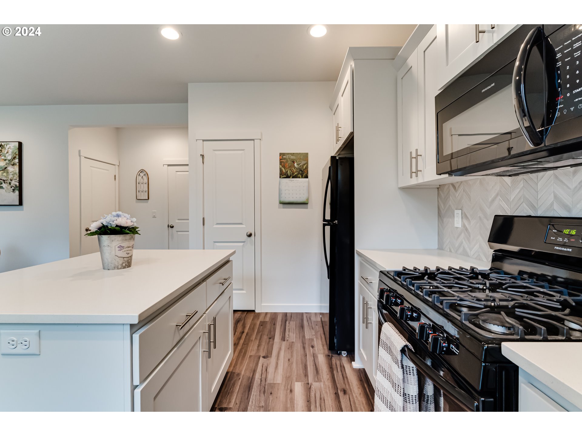 2583 Fieldcress Road Eugene, OR 97403 - Photo 14 of 39 Gallery Image 14