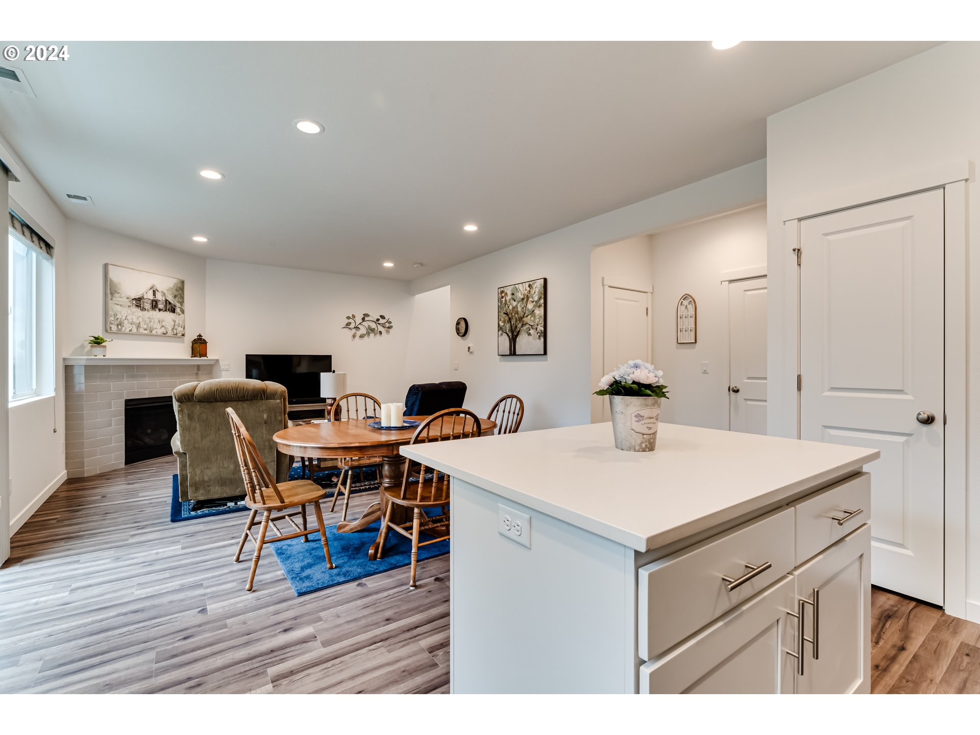 2583 Fieldcress Road Eugene, OR 97403 - Photo 15 of 39 Gallery Image 15