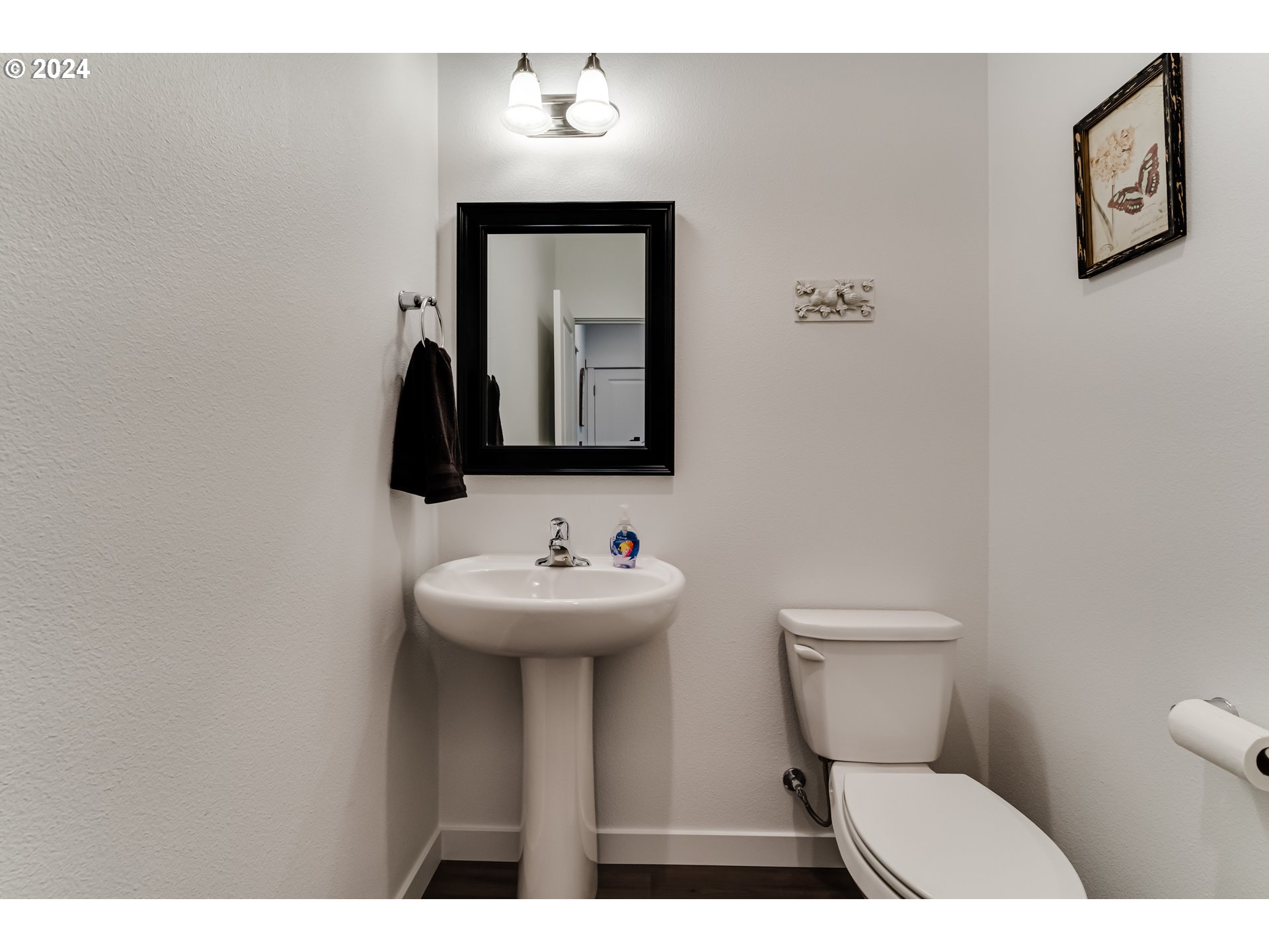 2583 Fieldcress Road Eugene, OR 97403 - Photo 17 of 39 Gallery Image 17