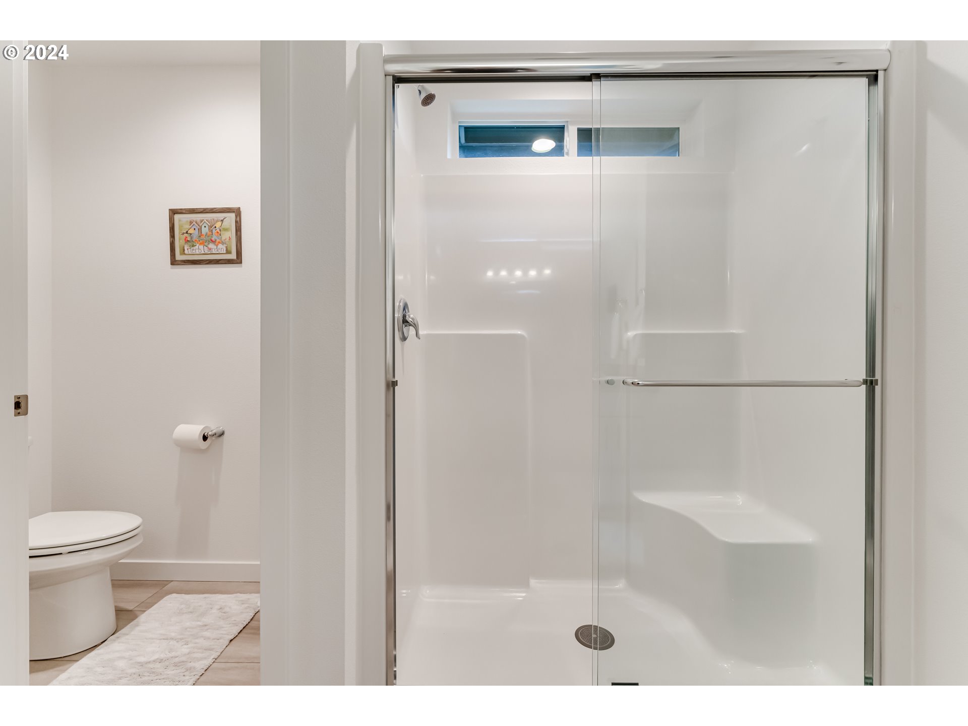 2583 Fieldcress Road Eugene, OR 97403 - Photo 23 of 39 Bathroom, Attached