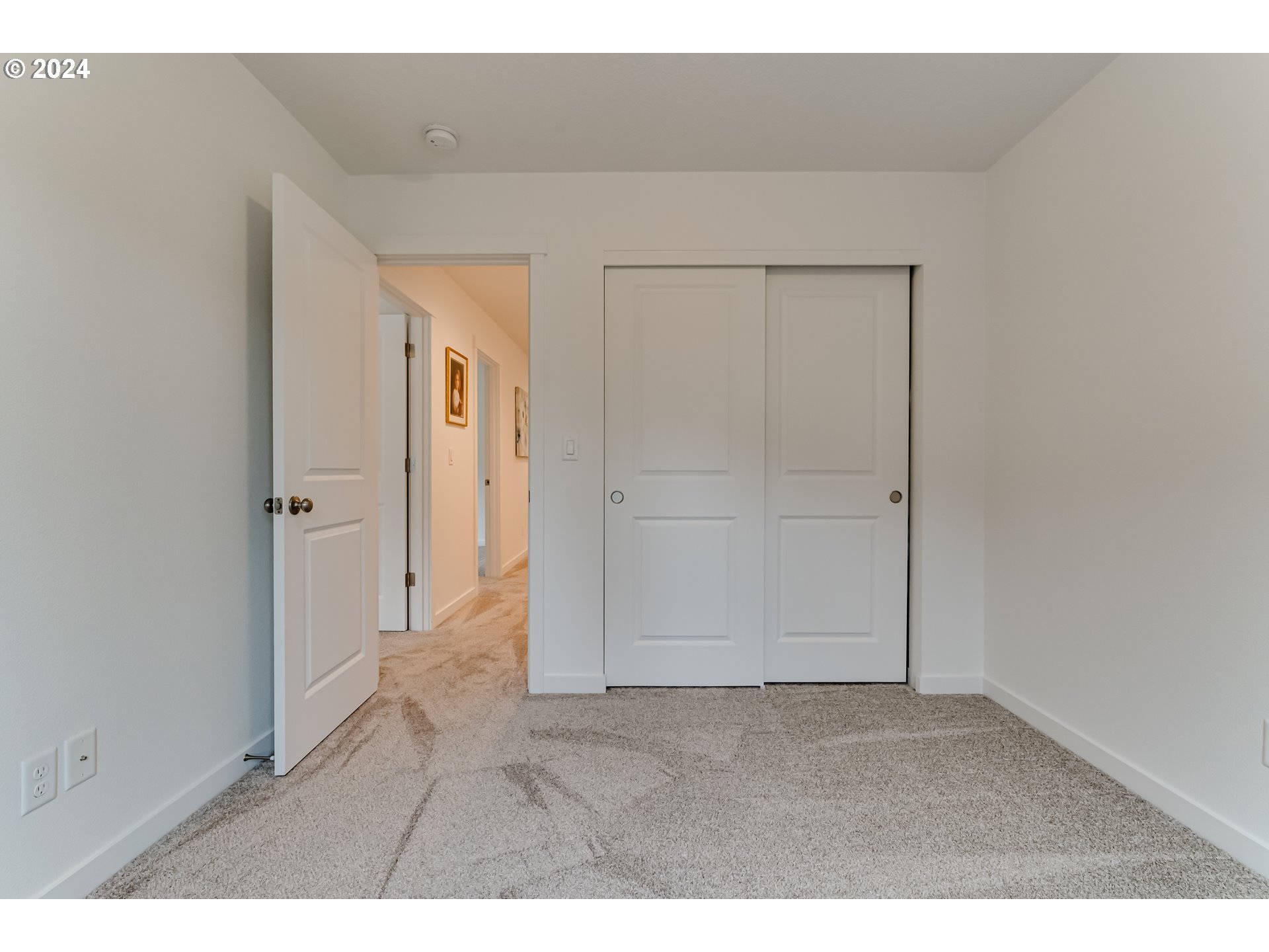 2583 Fieldcress Road Eugene, OR 97403 - Photo 31 of 39 Bedroom