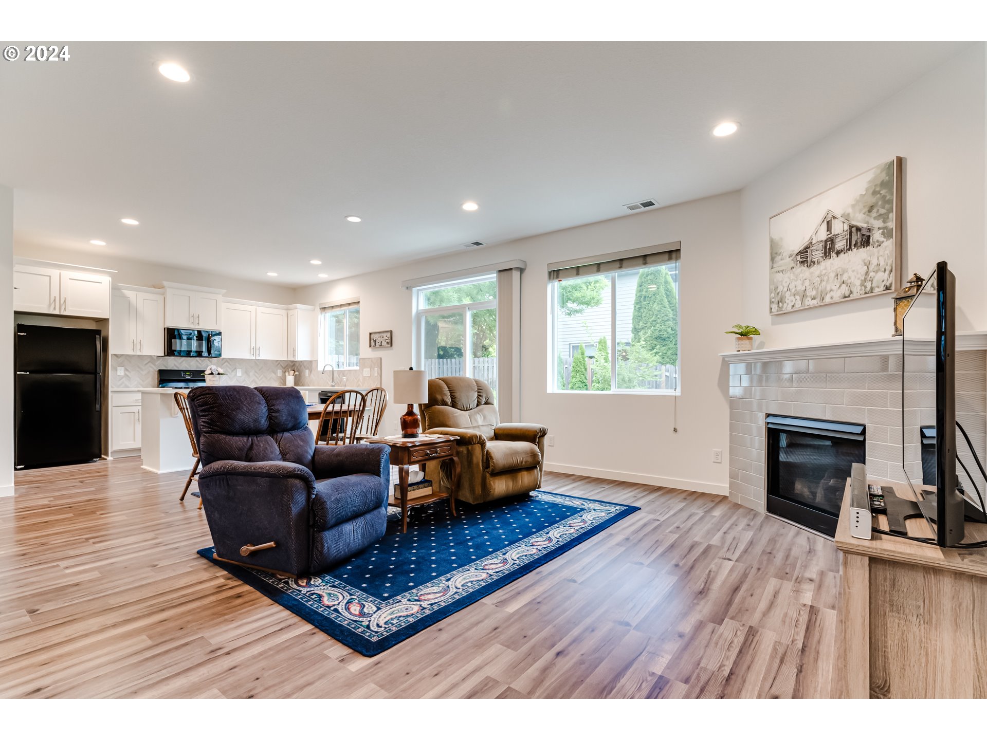 2583 Fieldcress Road Eugene, OR 97403 - Photo 5 of 39 Gallery Image 5