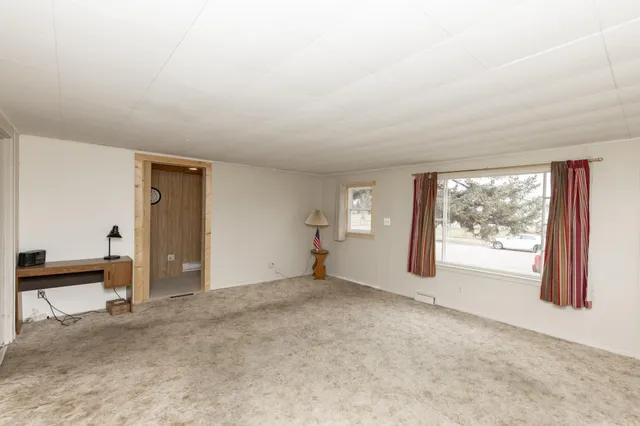 $105,000 | 723 13th Street North, Moorhead, MN 56560