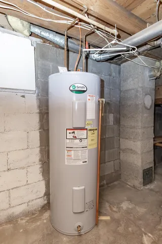 $105,000 | 723 13th Street North, Moorhead, MN 56560