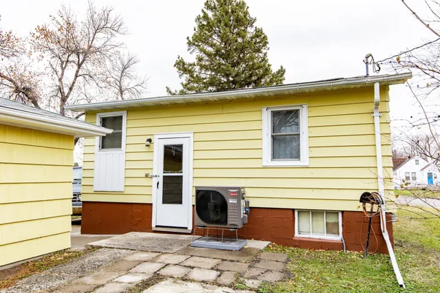 $105,000 | 723 13th Street North, Moorhead, MN 56560