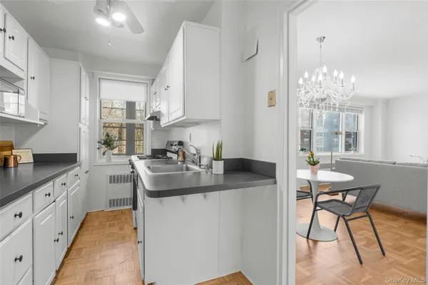 $349,000 | 3 Washington Square, Unit 4D, Larchmont, NY 10538
