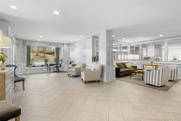 $349,000 | 3 Washington Square, Unit 4D, Larchmont, NY 10538