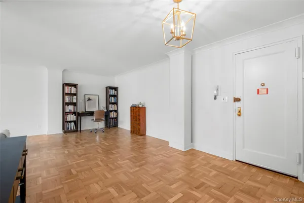 $349,000 | 3 Washington Square, Unit 4D, Larchmont, NY 10538
