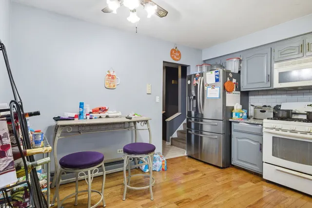 $359,999 | 18341 Poplar Avenue, Homewood, IL 60430