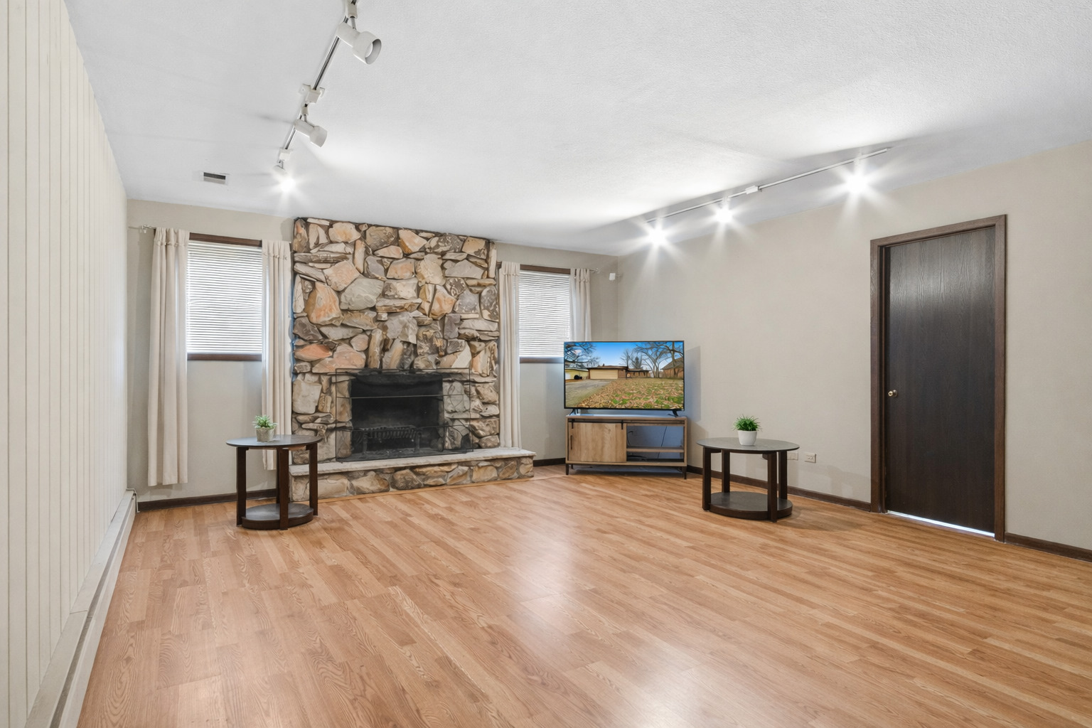 18341 Poplar Avenue Homewood, IL 60430 - Photo 7 of 15