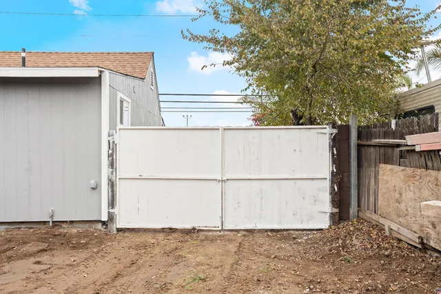 $475,000 | 10878 South Mckinley Avenue, French Camp, CA 95231