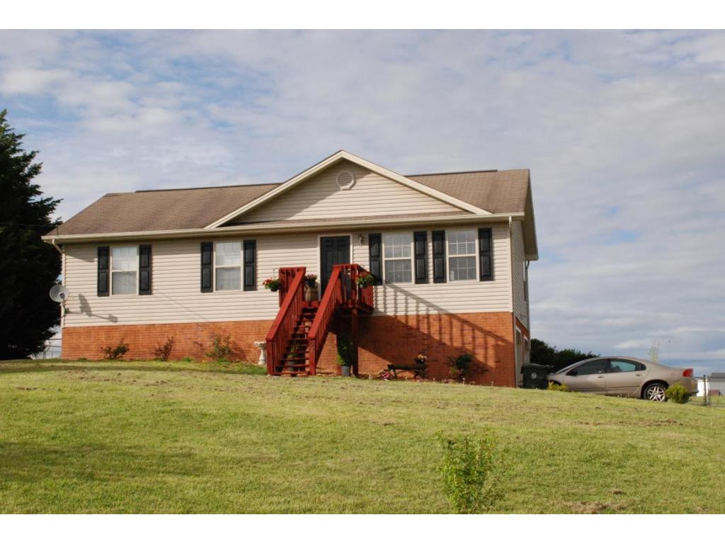 29 Maple Ridge Court Jonesborough, TN 37659 - Photo 1 of 20 29 MAPLE RIDGE CT JONESBOROUGH