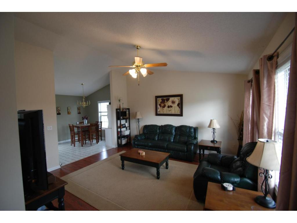 29 Maple Ridge Court Jonesborough, TN 37659 - Photo 3 of 20 Photo 3