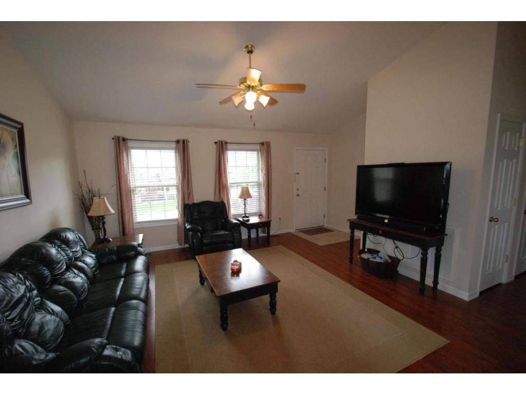29 Maple Ridge Court Jonesborough, TN 37659 - Photo 6 of 20 Photo 6