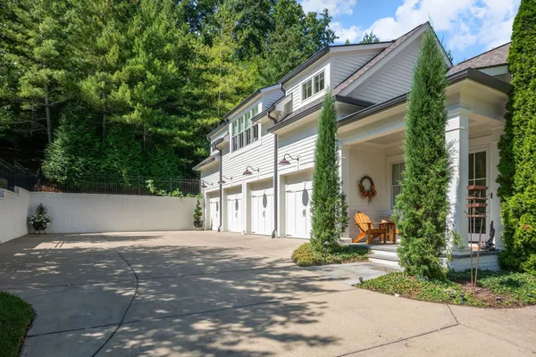 $4,425,000 | 855 Windstone Boulevard, Brentwood, TN 37027