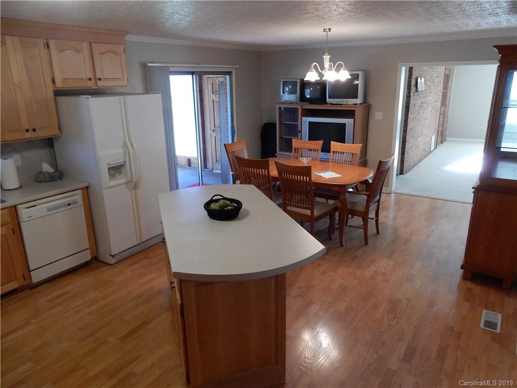304 Wilson Road Shelby, NC 28152 - Photo 11 of 22 Gallery Image 11