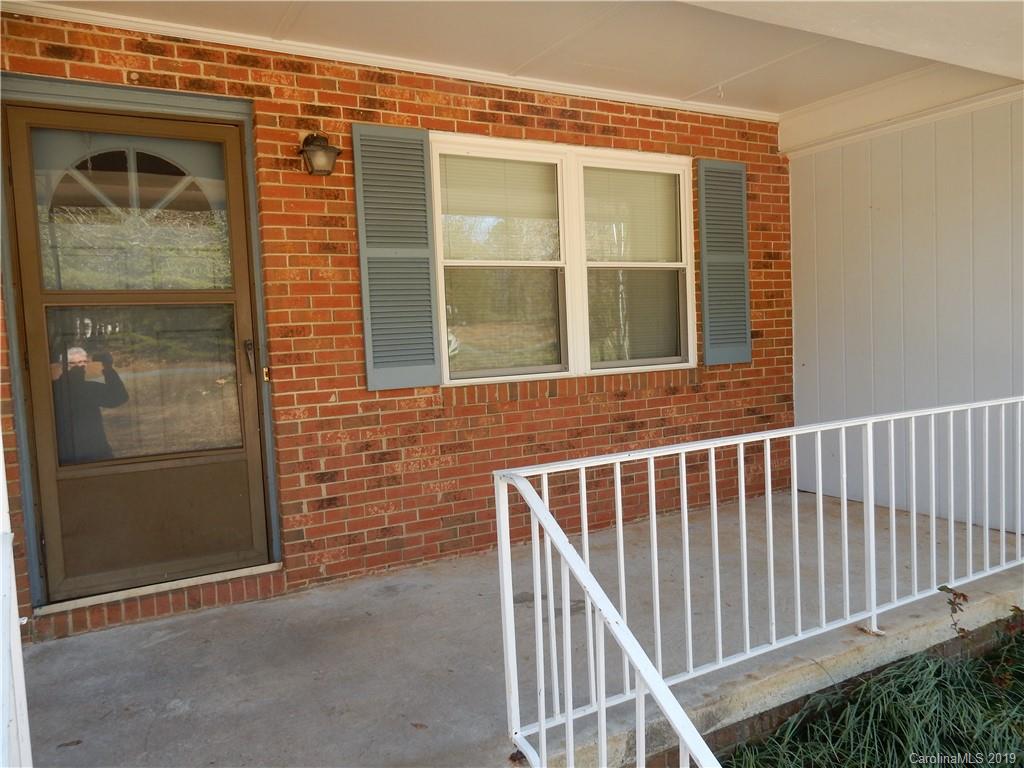304 Wilson Road Shelby, NC 28152 - Photo 4 of 22 Gallery Image 4
