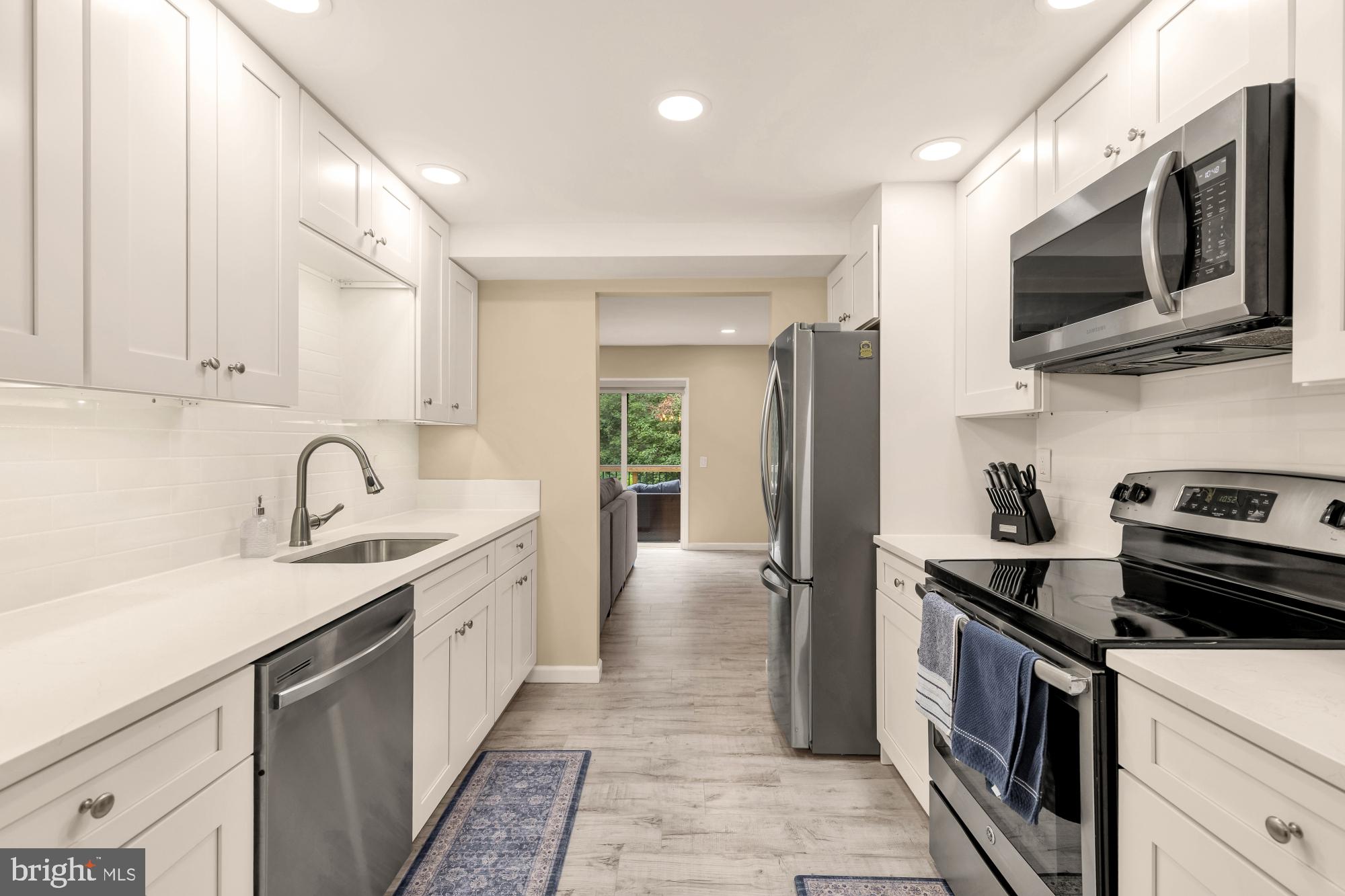 2224 Wheelwright Court Reston, VA 20191 - Photo 6 of 39