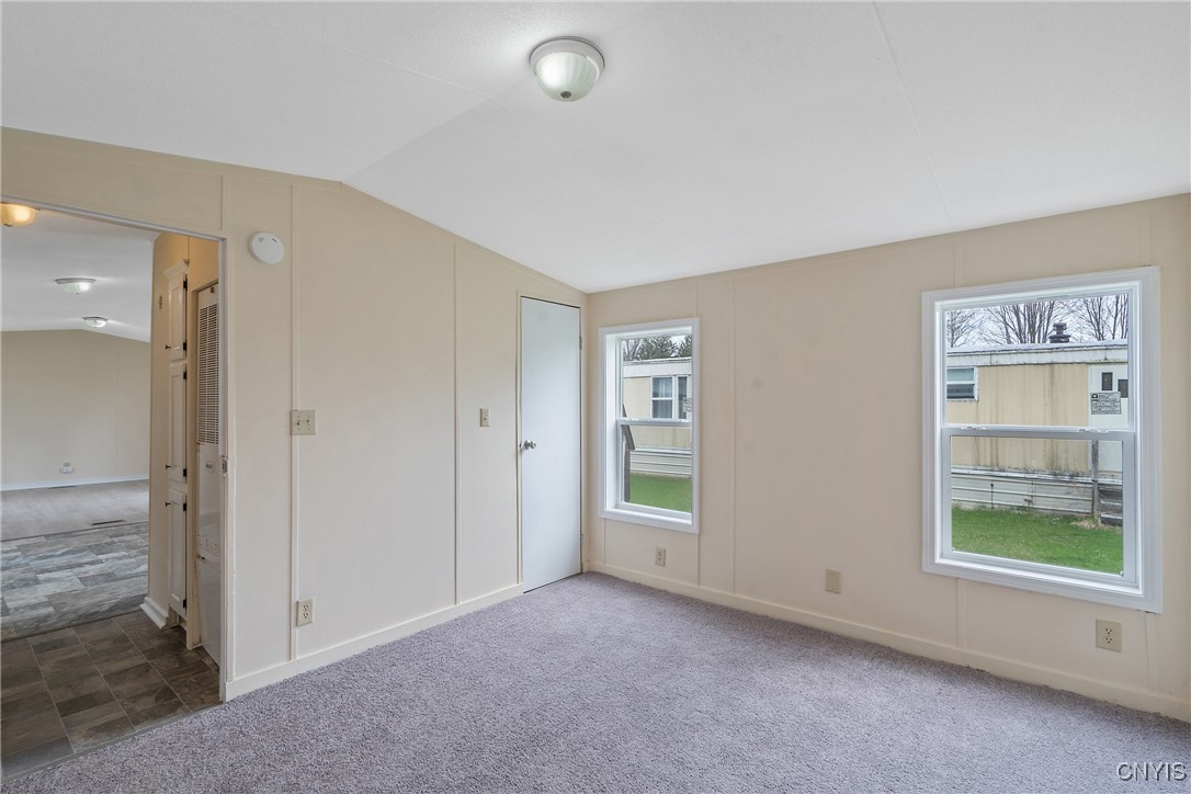 956 Middle Road, Unit 9W Scriba, NY 13126 - Photo 10 of 15