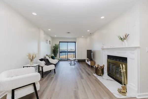$509,900 | 90 Quincy Shore Drive, Unit 803, Quincy, MA 02171