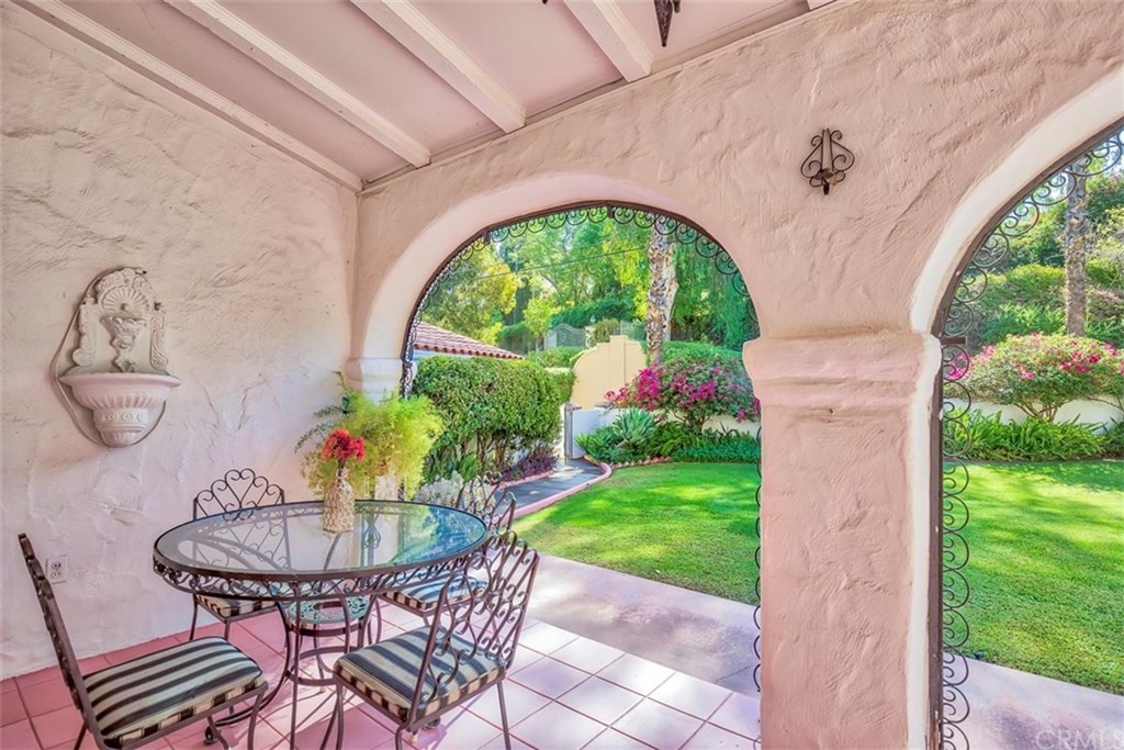 4670 Ladera Lane Riverside, CA 92501 - Photo 14 of 63