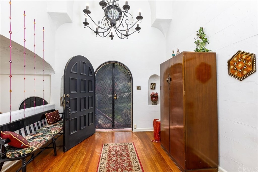 4670 Ladera Lane Riverside, CA 92501 - Photo 15 of 63