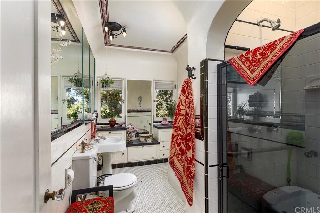 4670 Ladera Lane Riverside, CA 92501 - Photo 24 of 63