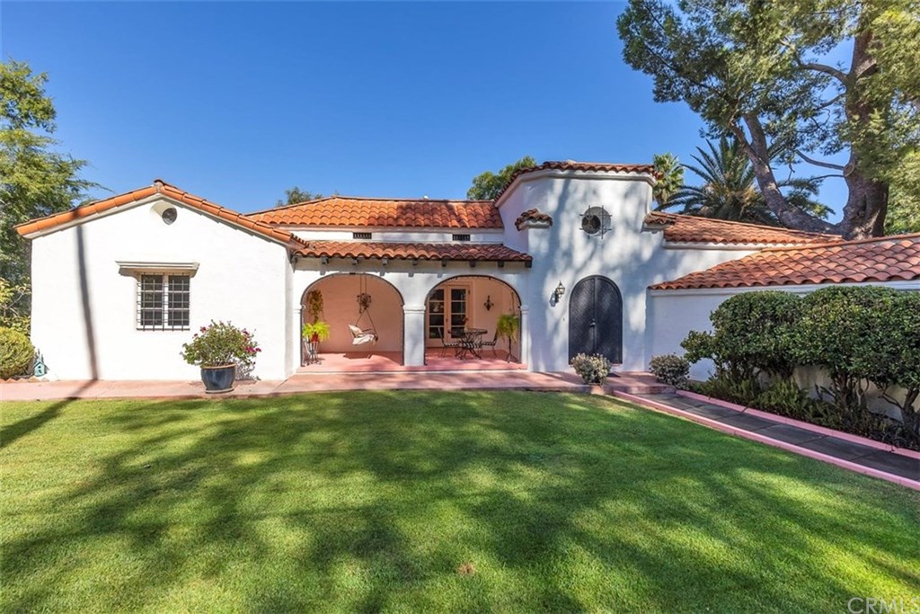 4670 Ladera Lane Riverside, CA 92501 - Photo 8 of 63