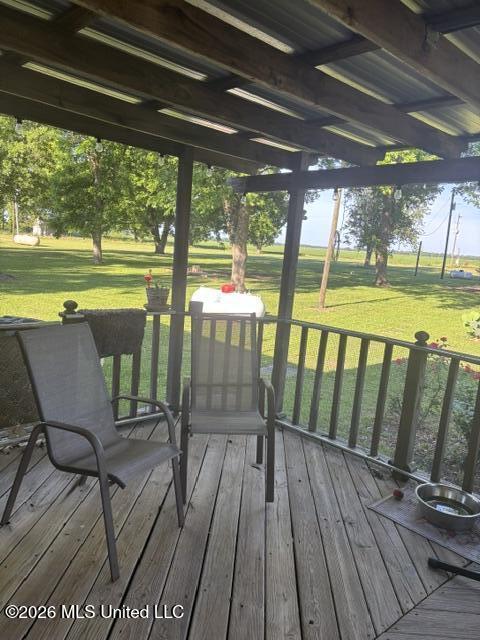 2536 Oakhurst Stovall Road Clarksdale, MS 38614 - Photo 4 of 16 2536 Stovall deck