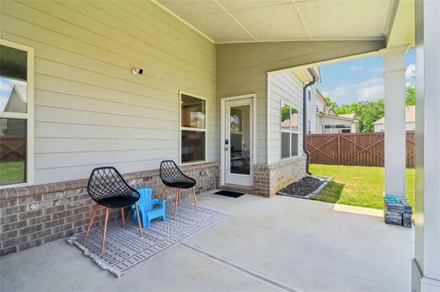 $500,000 | 66 Cottontail Lane, Loganville, GA 30052