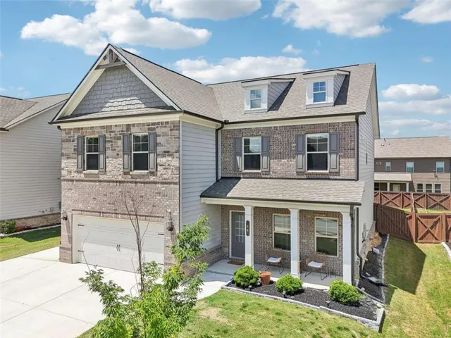 $500,000 | 66 Cottontail Lane, Loganville, GA 30052