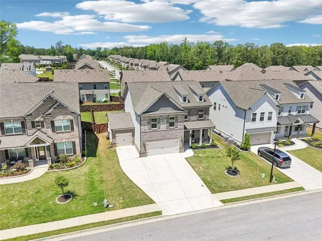 $500,000 | 66 Cottontail Lane, Loganville, GA 30052