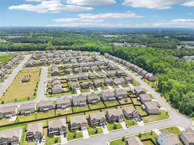 $500,000 | 66 Cottontail Lane, Loganville, GA 30052