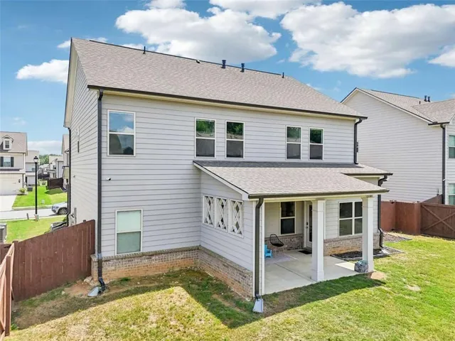 $500,000 | 66 Cottontail Lane, Loganville, GA 30052