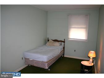 3347 South Keswick Road Philadelphia, PA 19114 - Photo 5 of 12 Bedroom 2