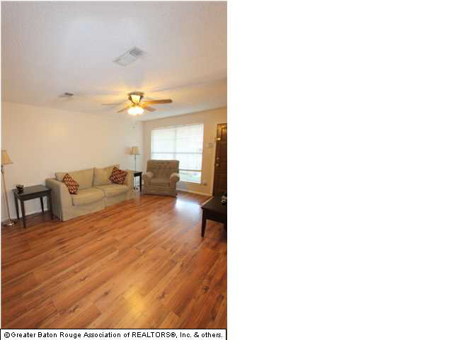 546 South Flannery Road Baton Rouge, LA 70815 - Photo 4 of 24 Gallery Image 4