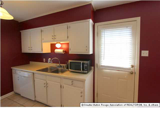 546 South Flannery Road Baton Rouge, LA 70815 - Photo 7 of 24 Gallery Image 7