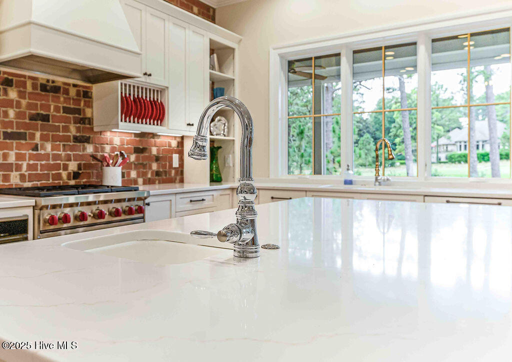 10 Inverrary Court Pinehurst, NC 28374 - Photo 8 of 42 251010-10Inverary-6636