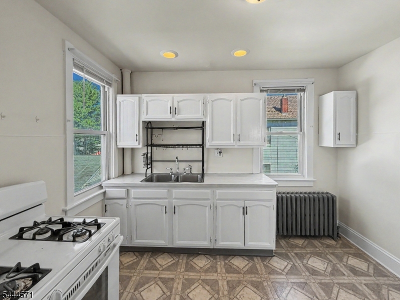 372 Prospect Street, Unit 2 Phillipsburg, NJ 08865 - Photo 4 of 21