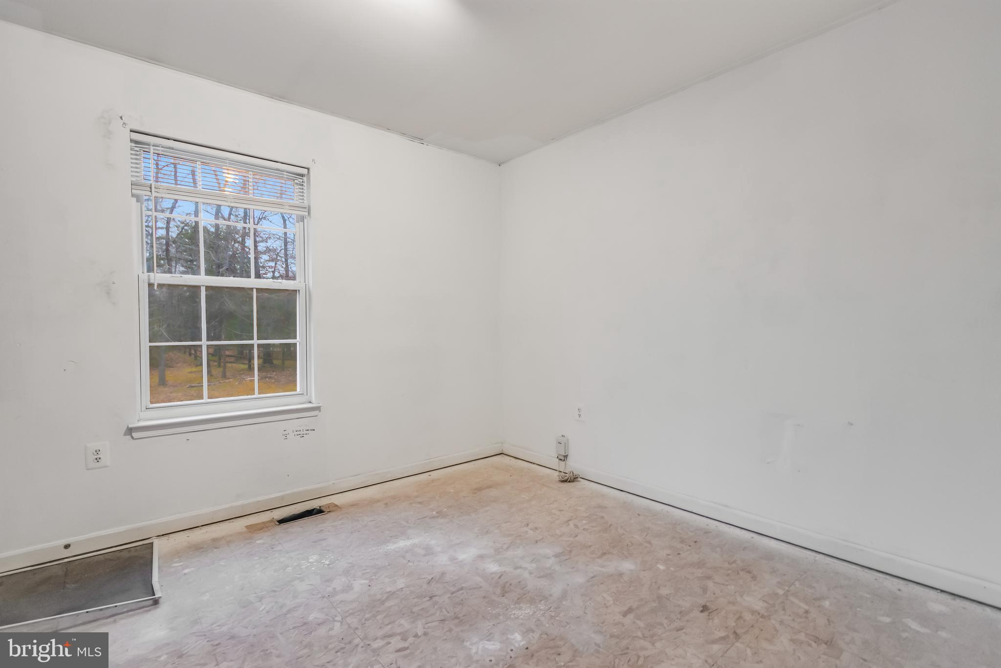 14107 Kydon Court Brandywine, MD 20613 - Photo 17 of 27 an empty room with a window